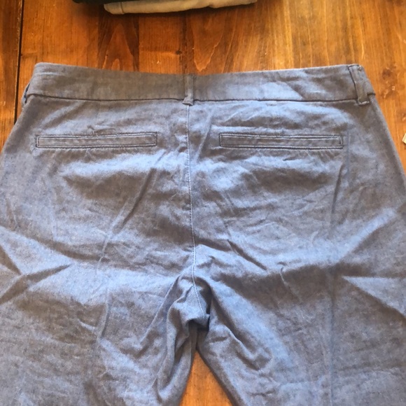 Old Navy Pixie Pants - Picture 3 of 6